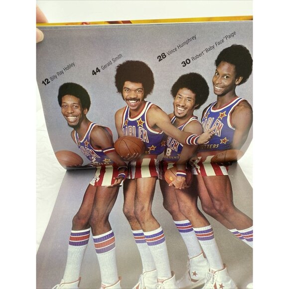 Harlem Globetrotters‎ 1980 Program Booklet Vintage Have A Coke And Smile Advert - Picture 6 of 9